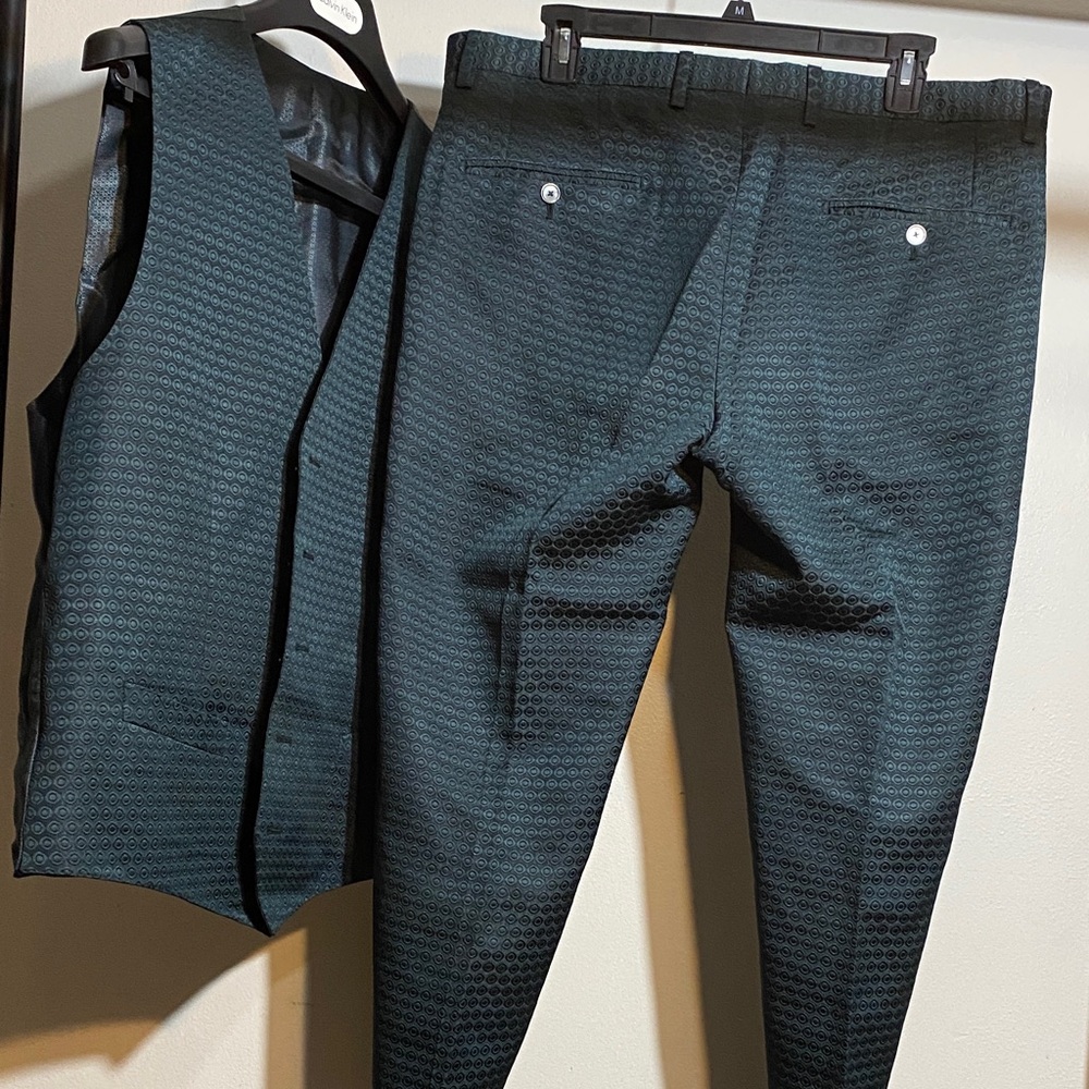 Dolce & Gabbana Black Textured Men's Suit - Picture 7 of 10